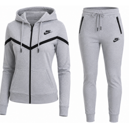 Nike Sportswear Tech Fleece Windrunner Women's Full-Zip Hoodie & Pants Set